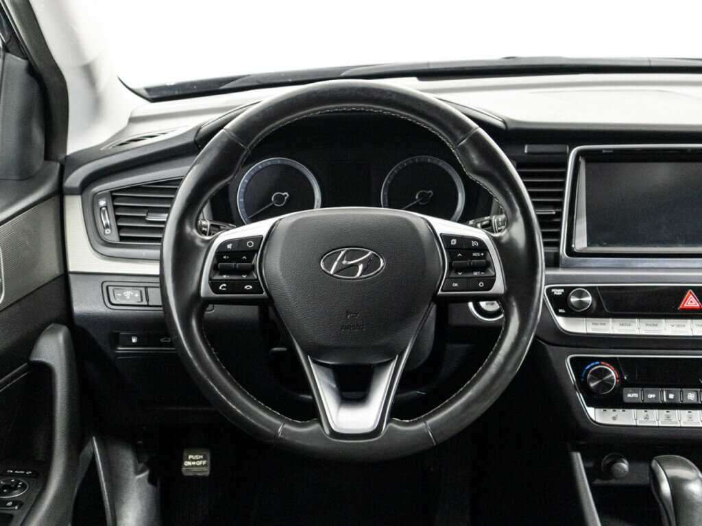 Hyundai Sonata, 2019 Фото №16