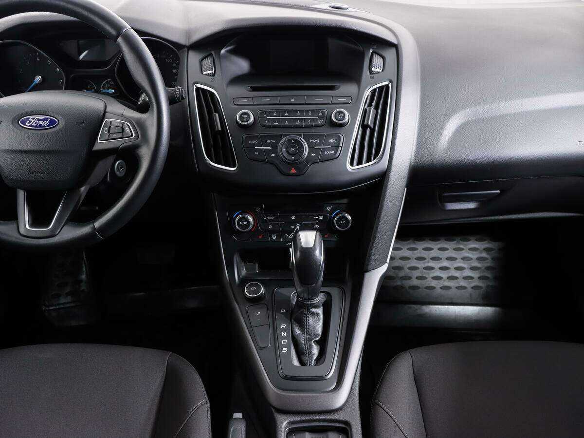 Ford Focus, 2019 Фото №12