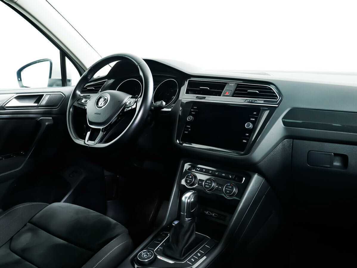 Volkswagen Tiguan, 2019 Фото №9