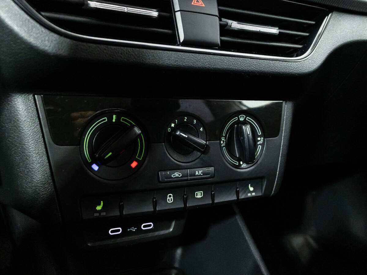 Skoda Rapid, 2021 Фото №16