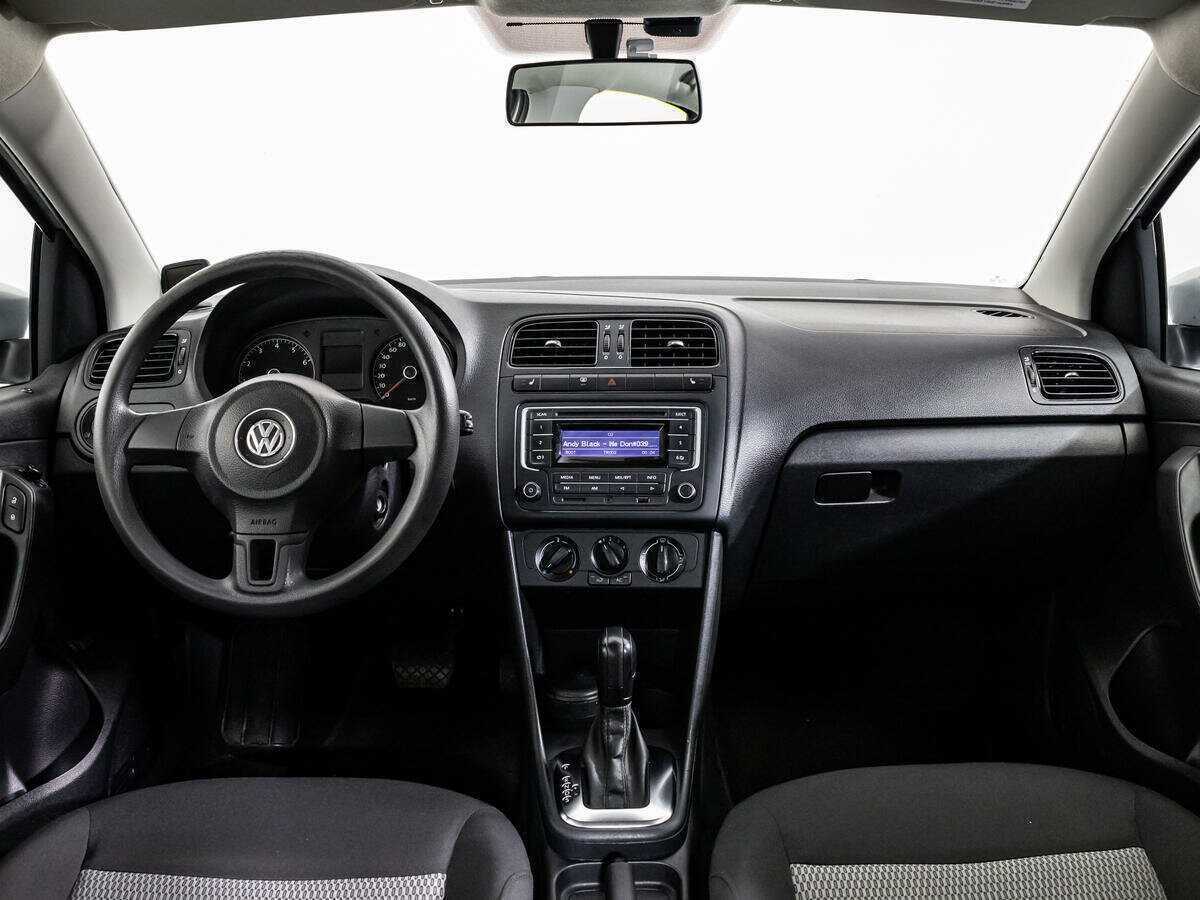 Volkswagen Polo, 2014 Фото №13