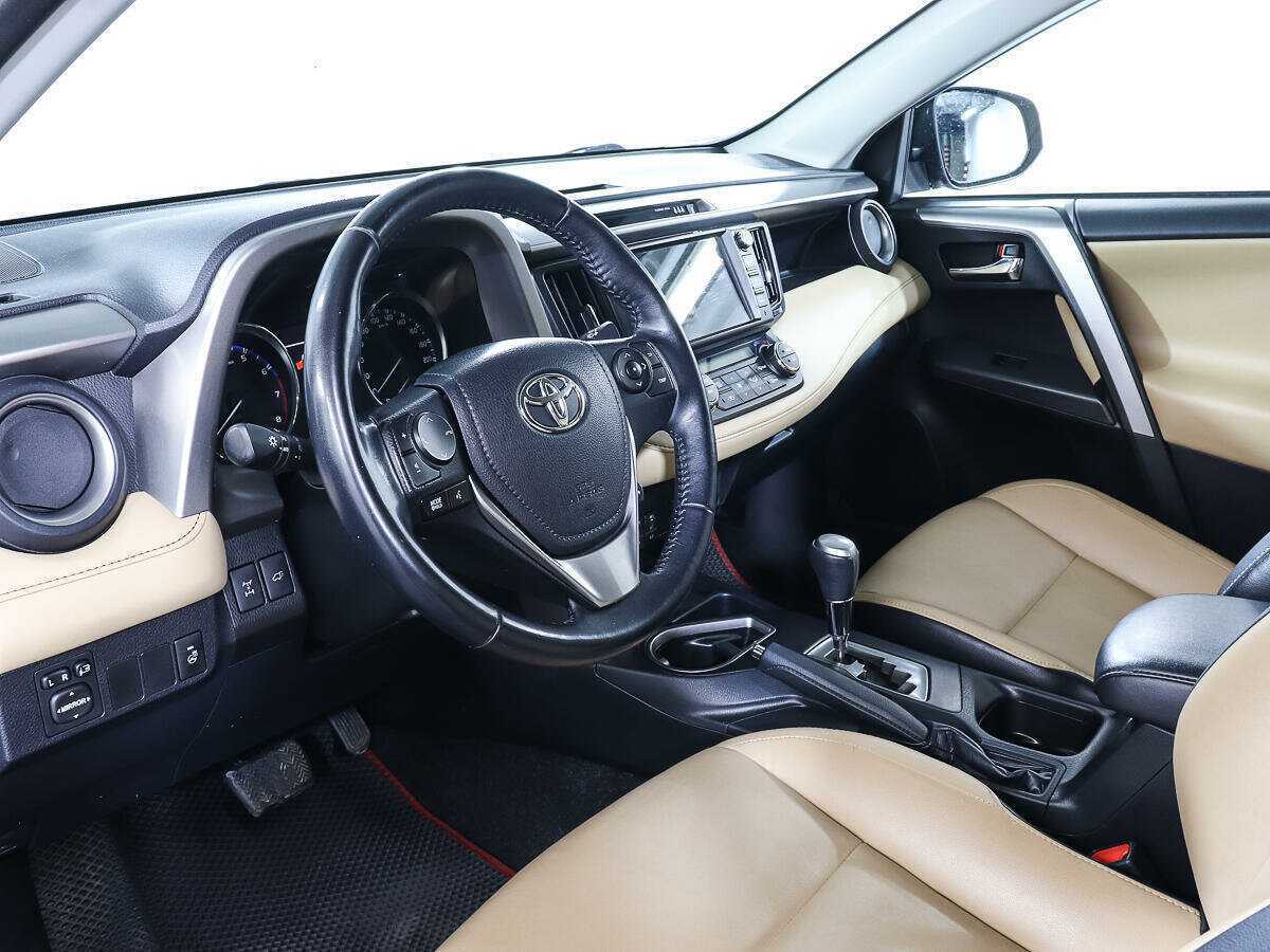 Toyota RAV4, 2018 Фото №12