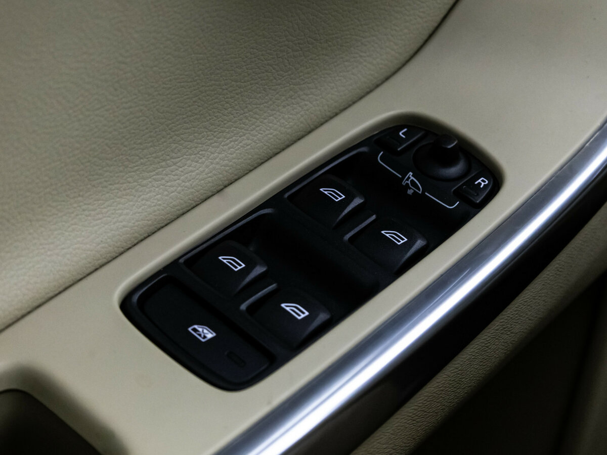 Volvo XC60 I Рестайлинг, 2014 Фото №13