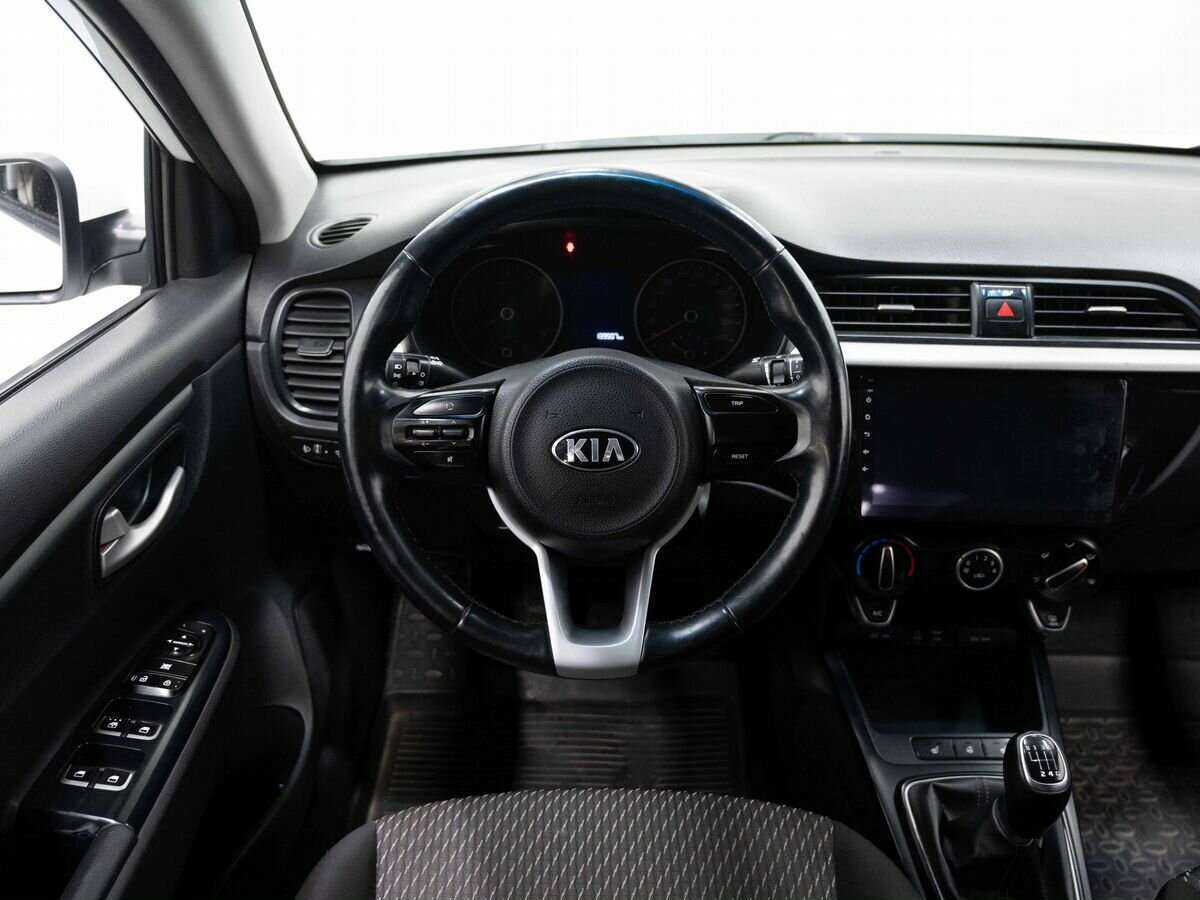 Kia Rio, 2018 Фото №14