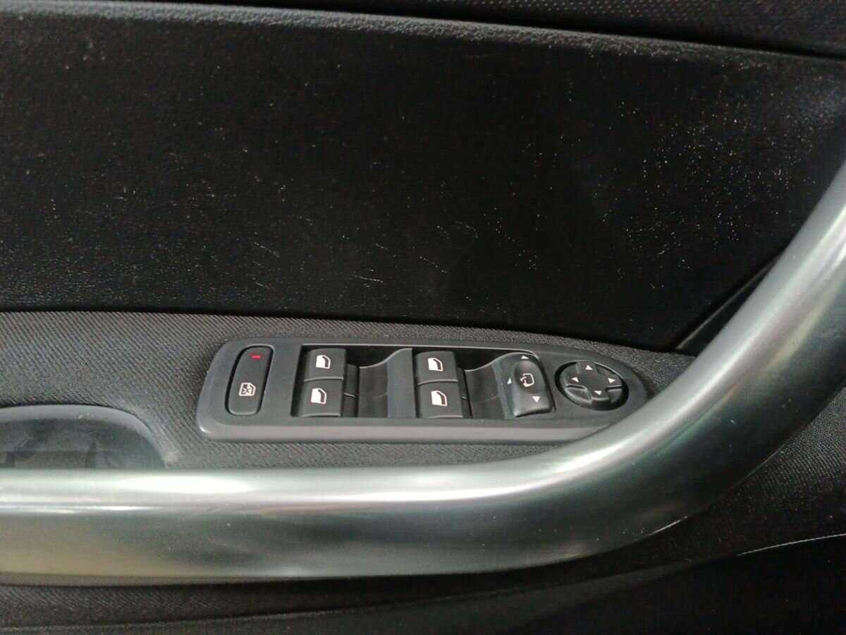 Peugeot 408, 2018 Фото №14