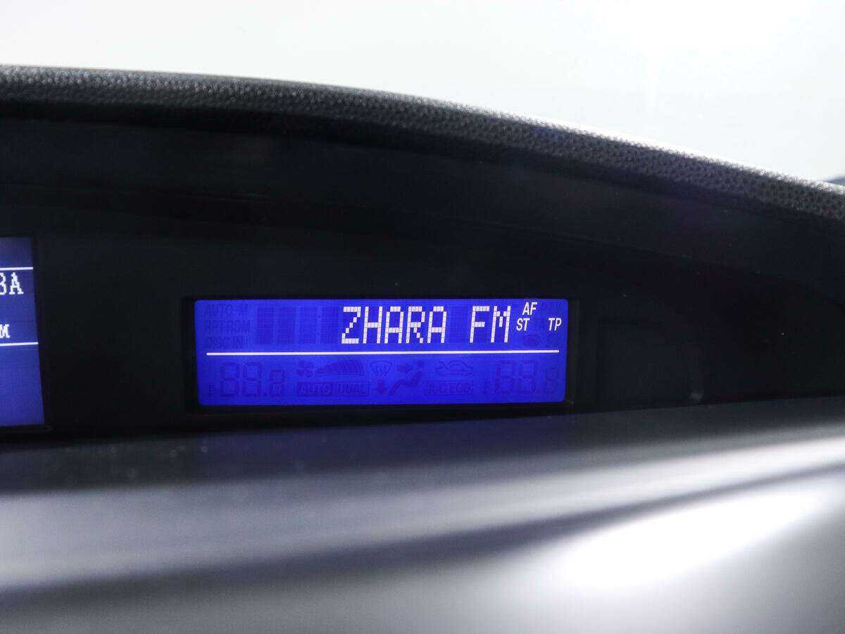 Mazda 3, 2012 Фото №15