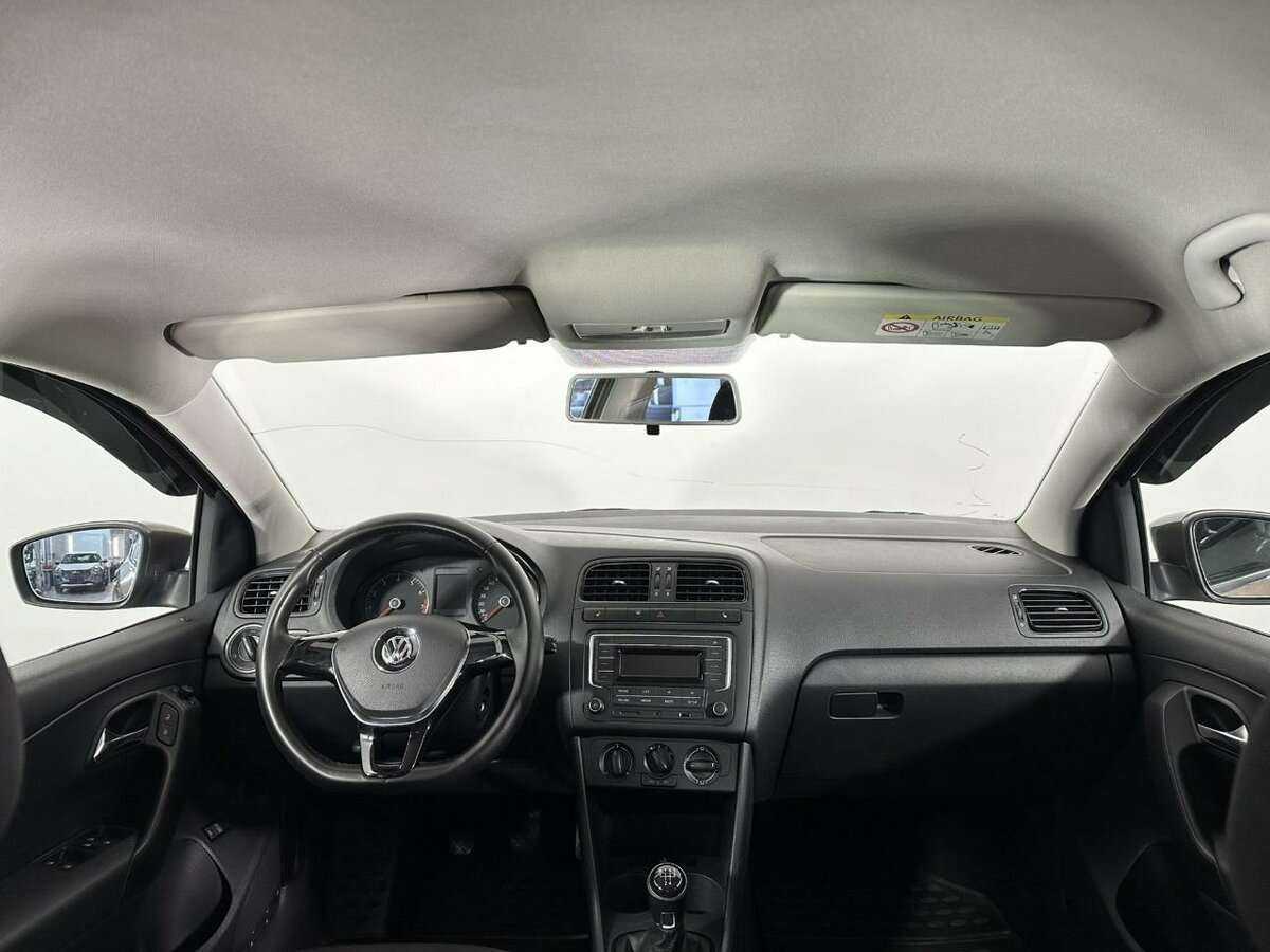 Volkswagen Polo, 2016 Фото №7