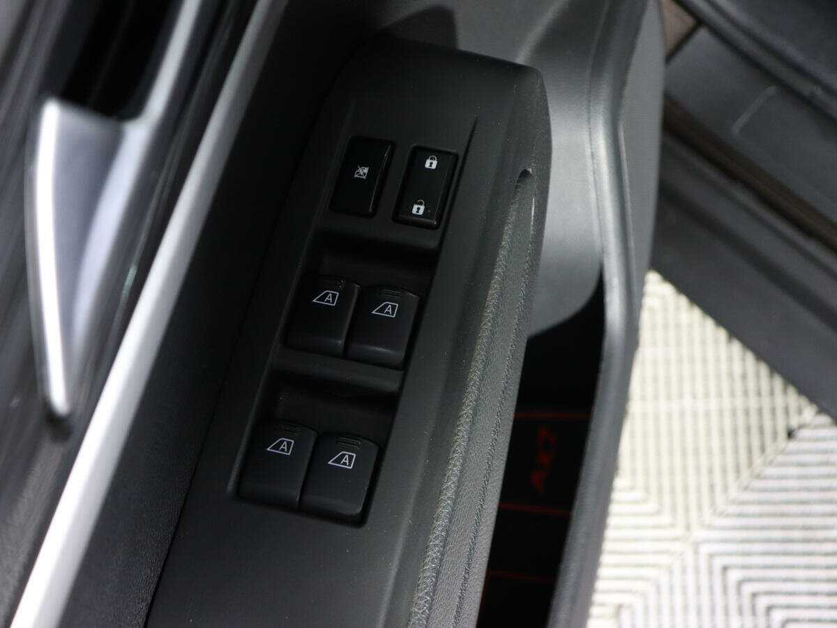 Dongfeng AX7, 2017 Фото №15