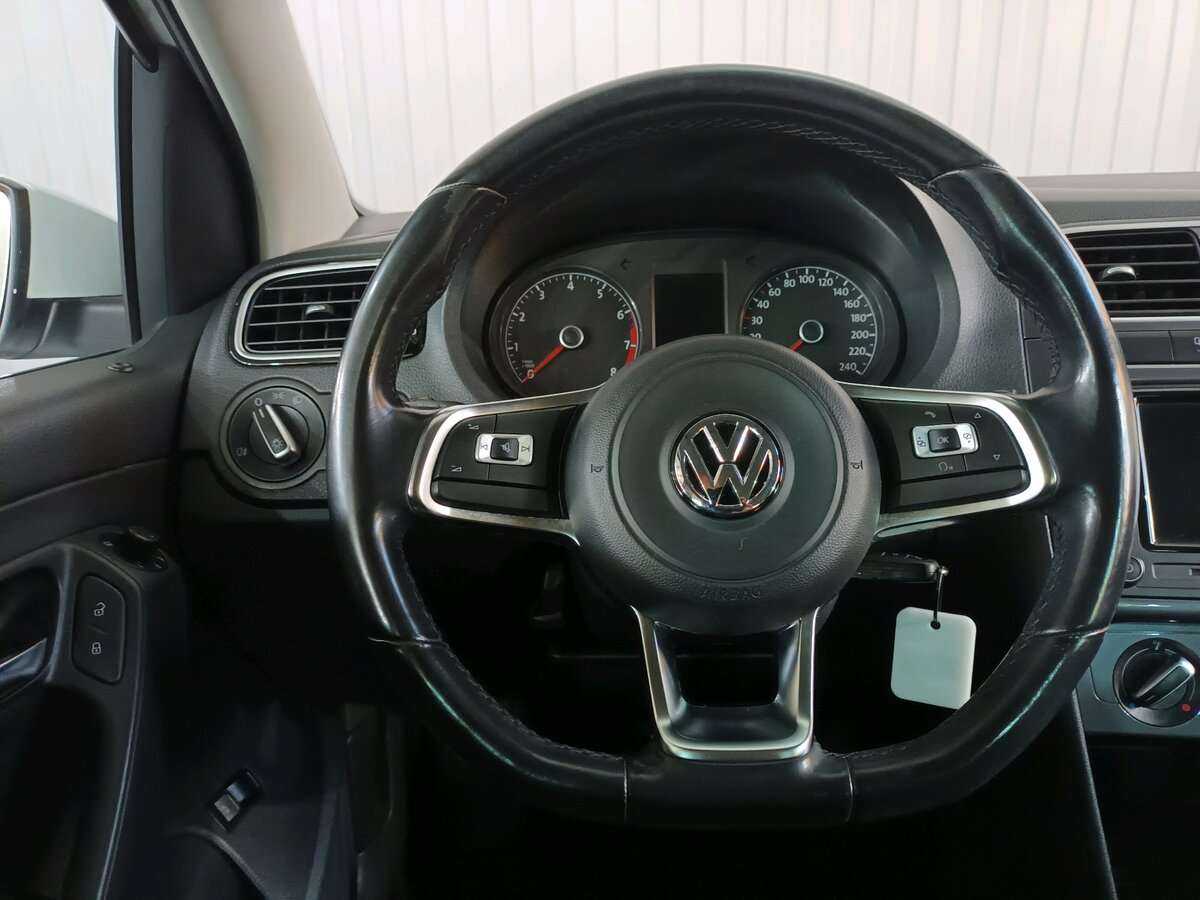 Volkswagen Polo, 2019 Фото №10