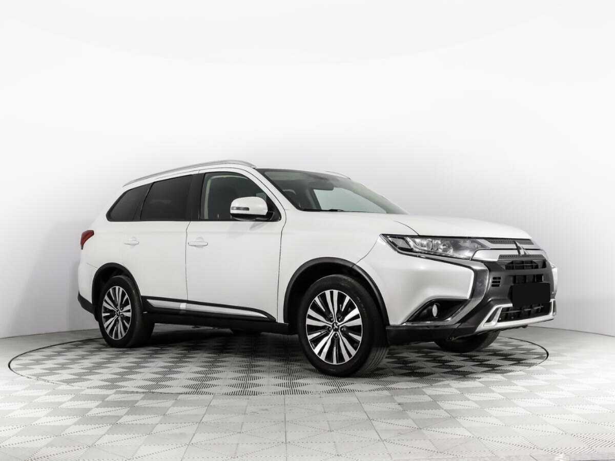 Mitsubishi Outlander, 2020 Фото №3