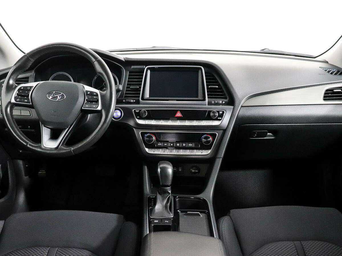 Hyundai Sonata, 2018 Фото №11