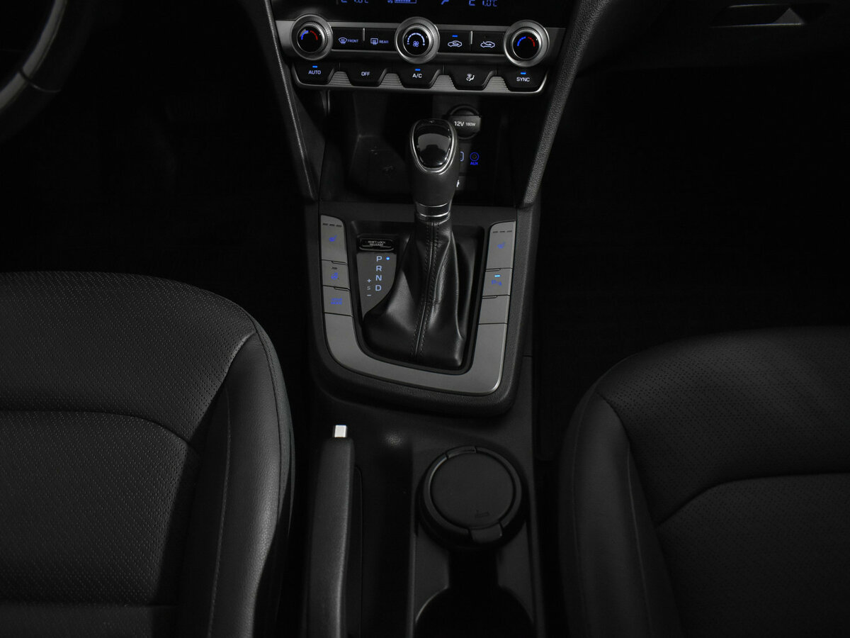 Hyundai Elantra VI (AD) Рестайлинг, 2019 Фото №14