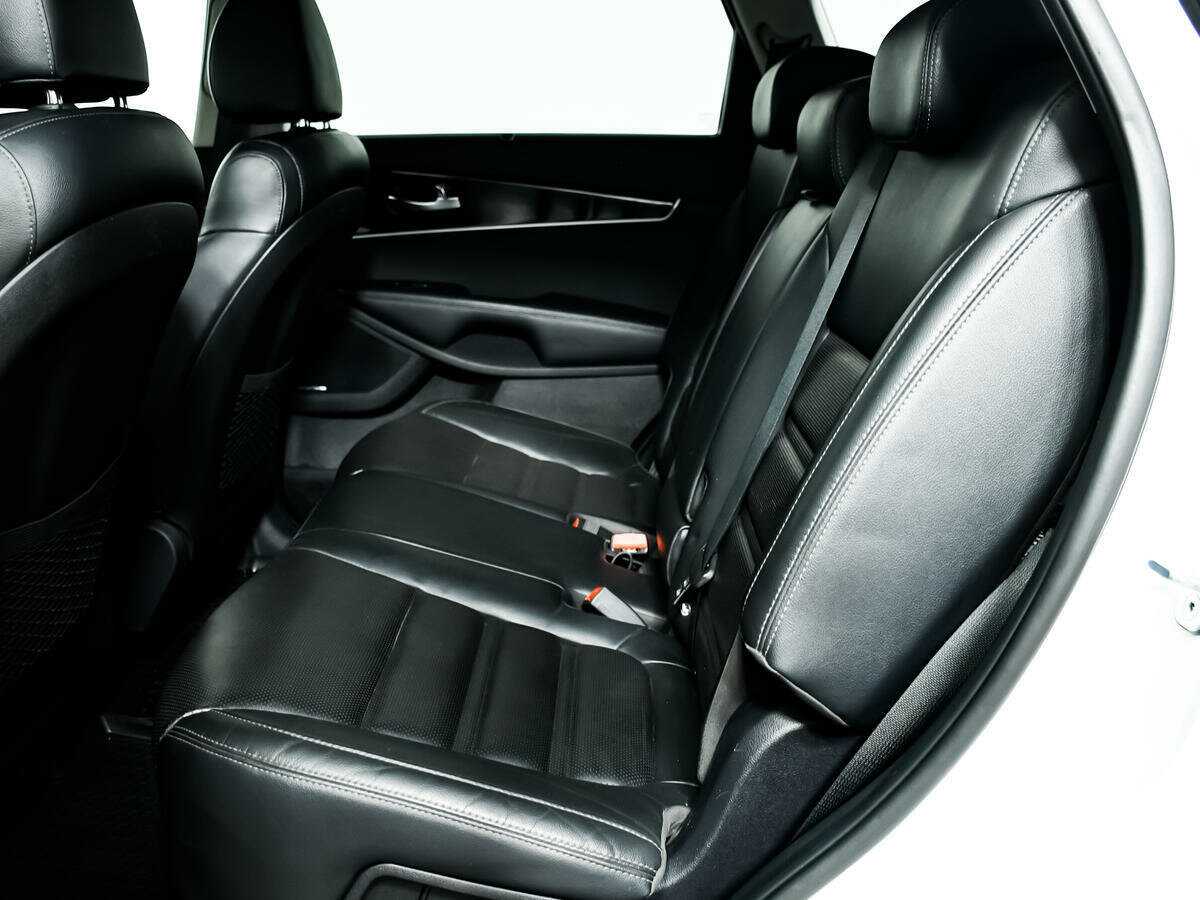 Kia Sorento, 2018 Фото №10