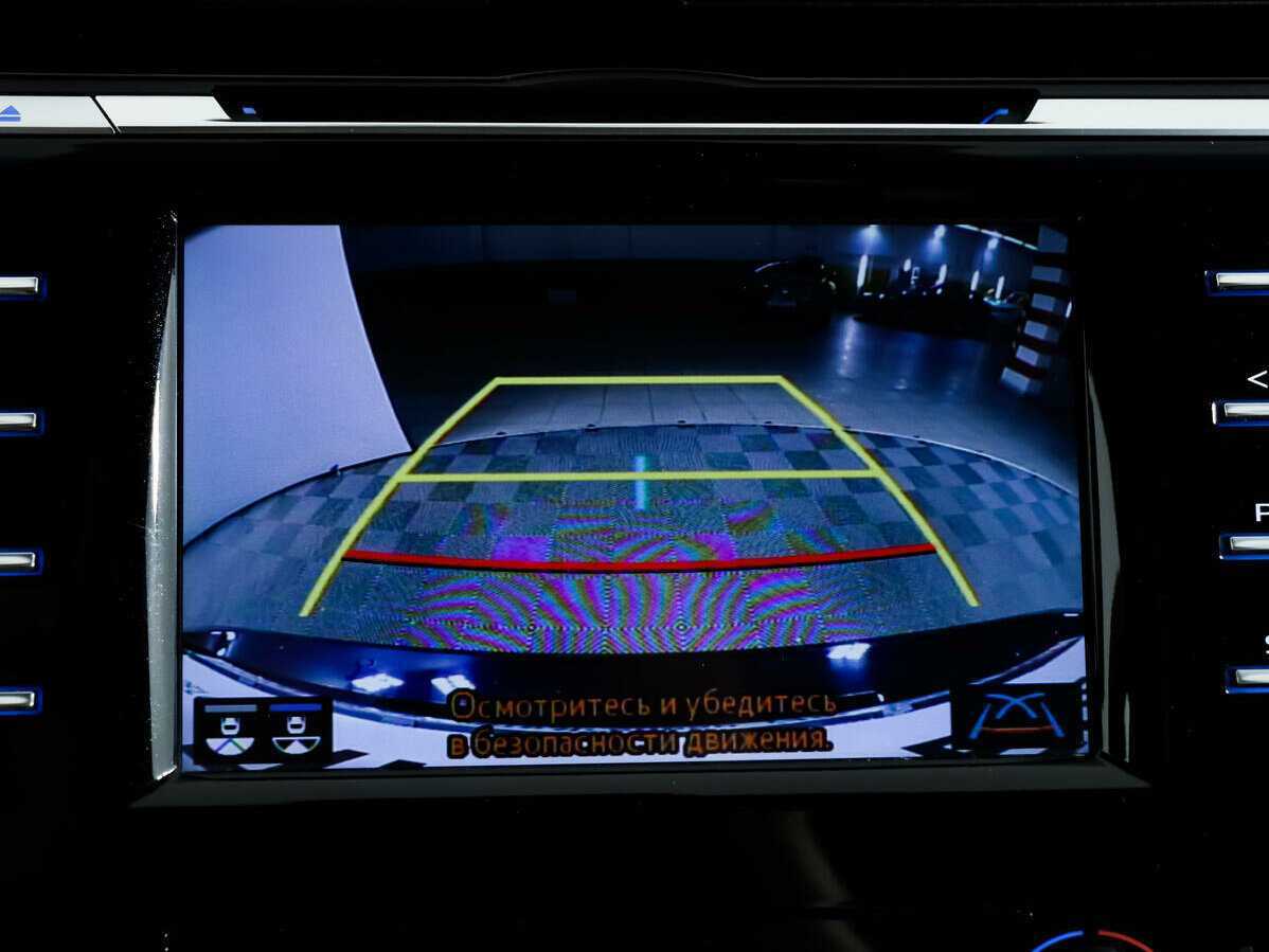 Toyota Camry, 2020 Фото №12