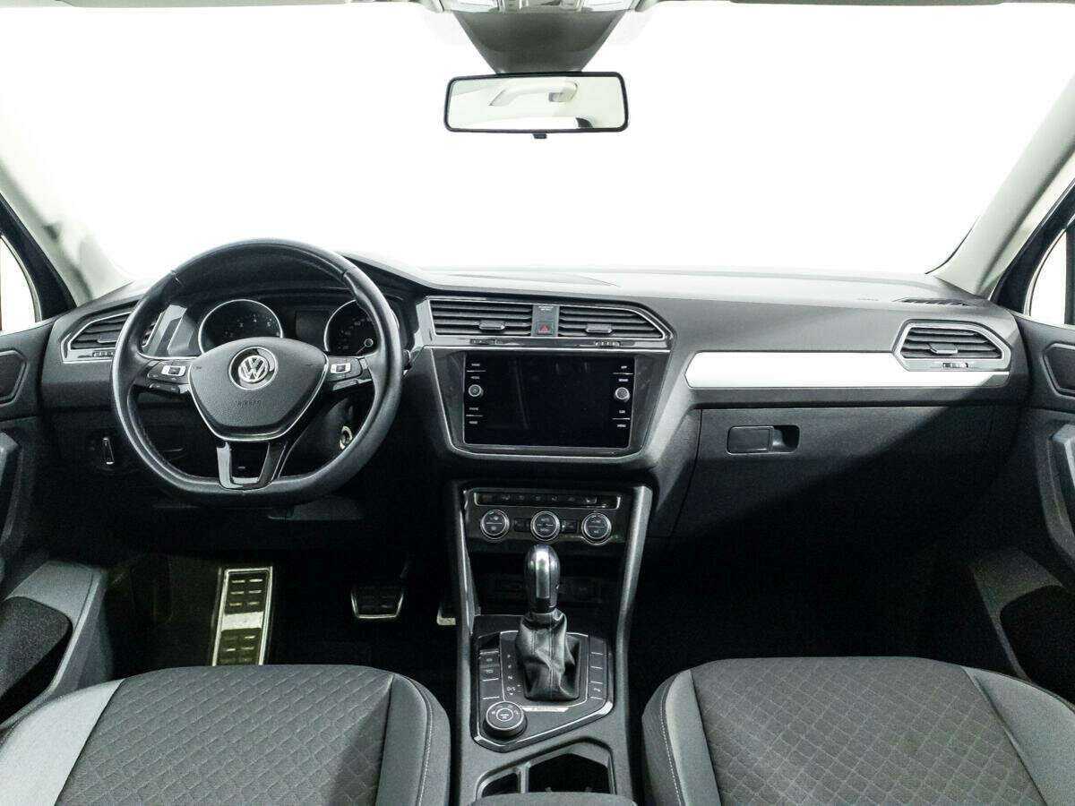 Volkswagen Tiguan, 2020 Фото №13