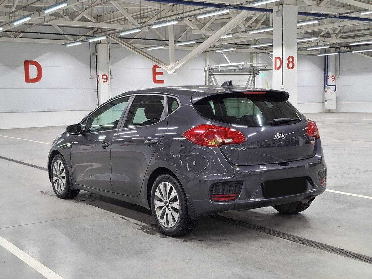 Kia Ceed II Рестайлинг, 2018 Фото №7