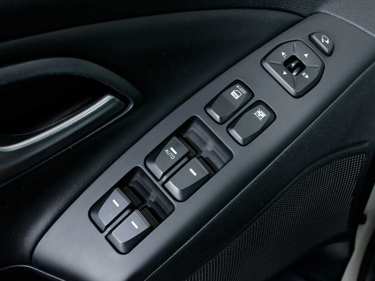 Hyundai ix35, 2014 Фото №10