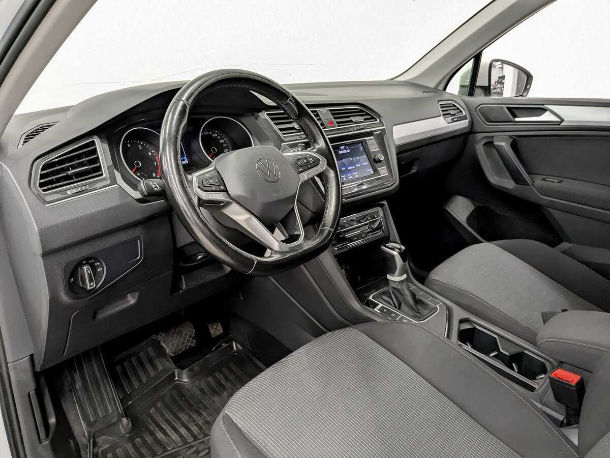 Volkswagen Tiguan, 2021 Фото №16