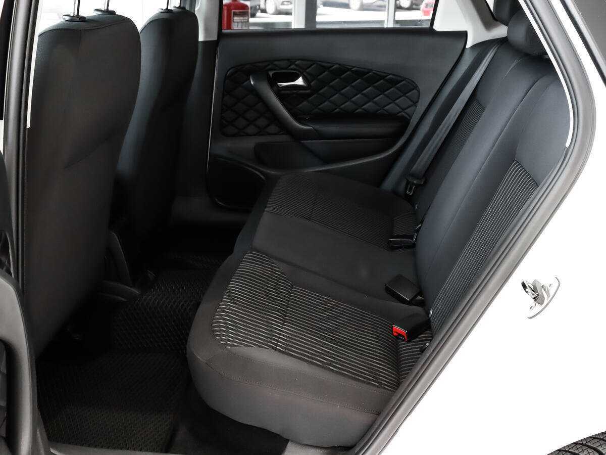 Volkswagen Polo, 2013 Фото №8