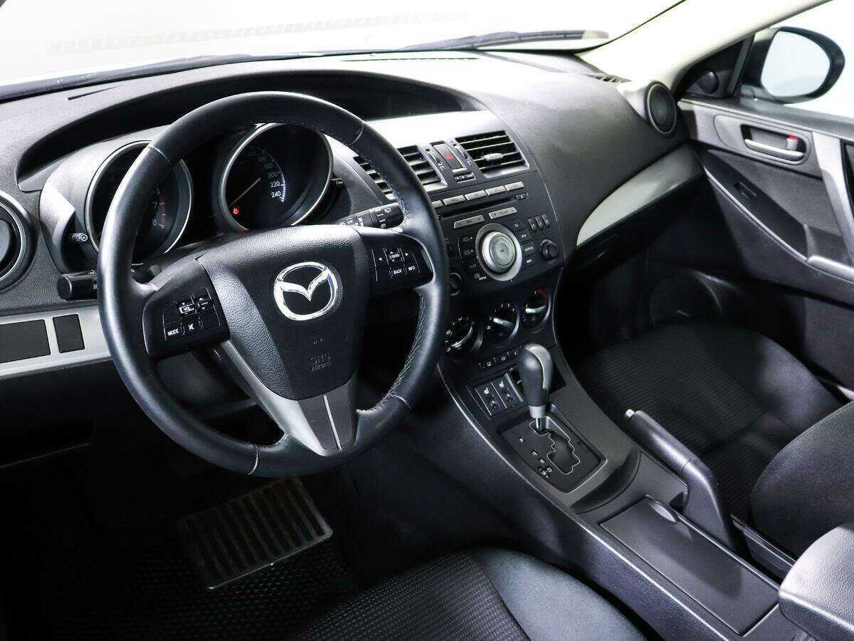 Mazda 3, 2012 Фото №14
