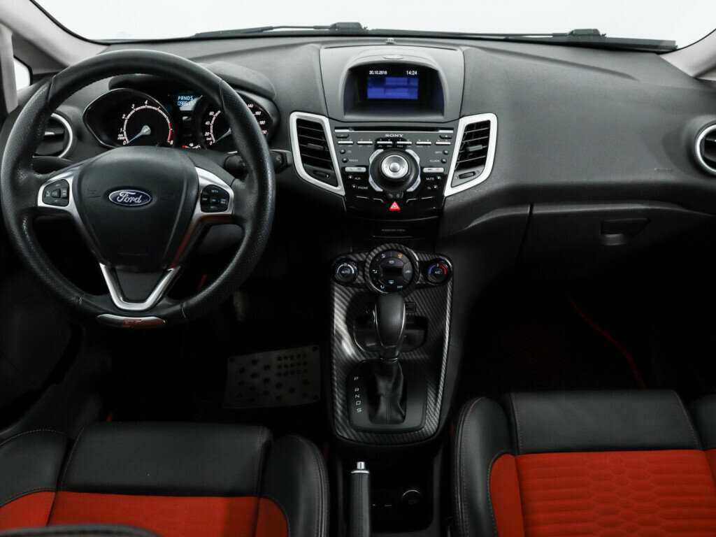 Ford Fiesta, 2016 Фото №13