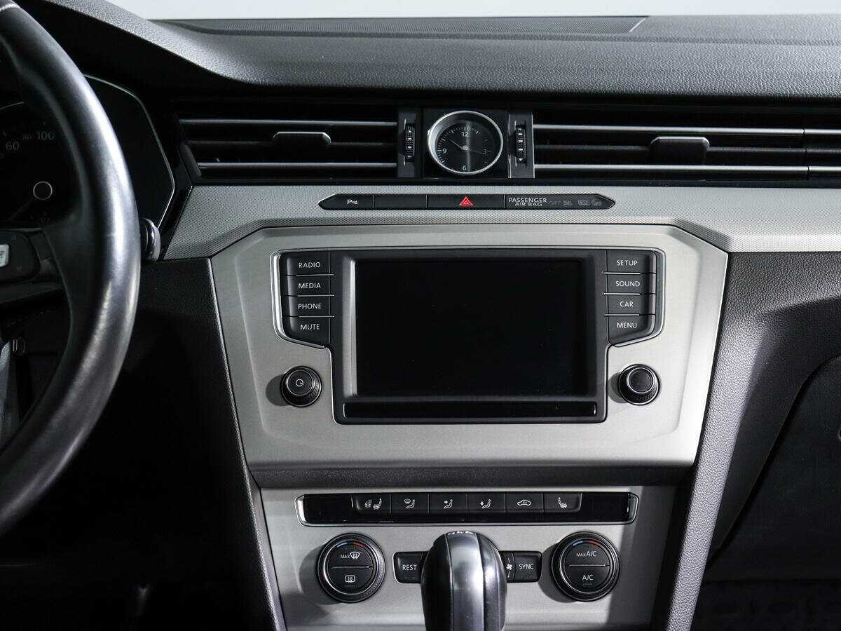 Volkswagen Passat, 2016 Фото №11