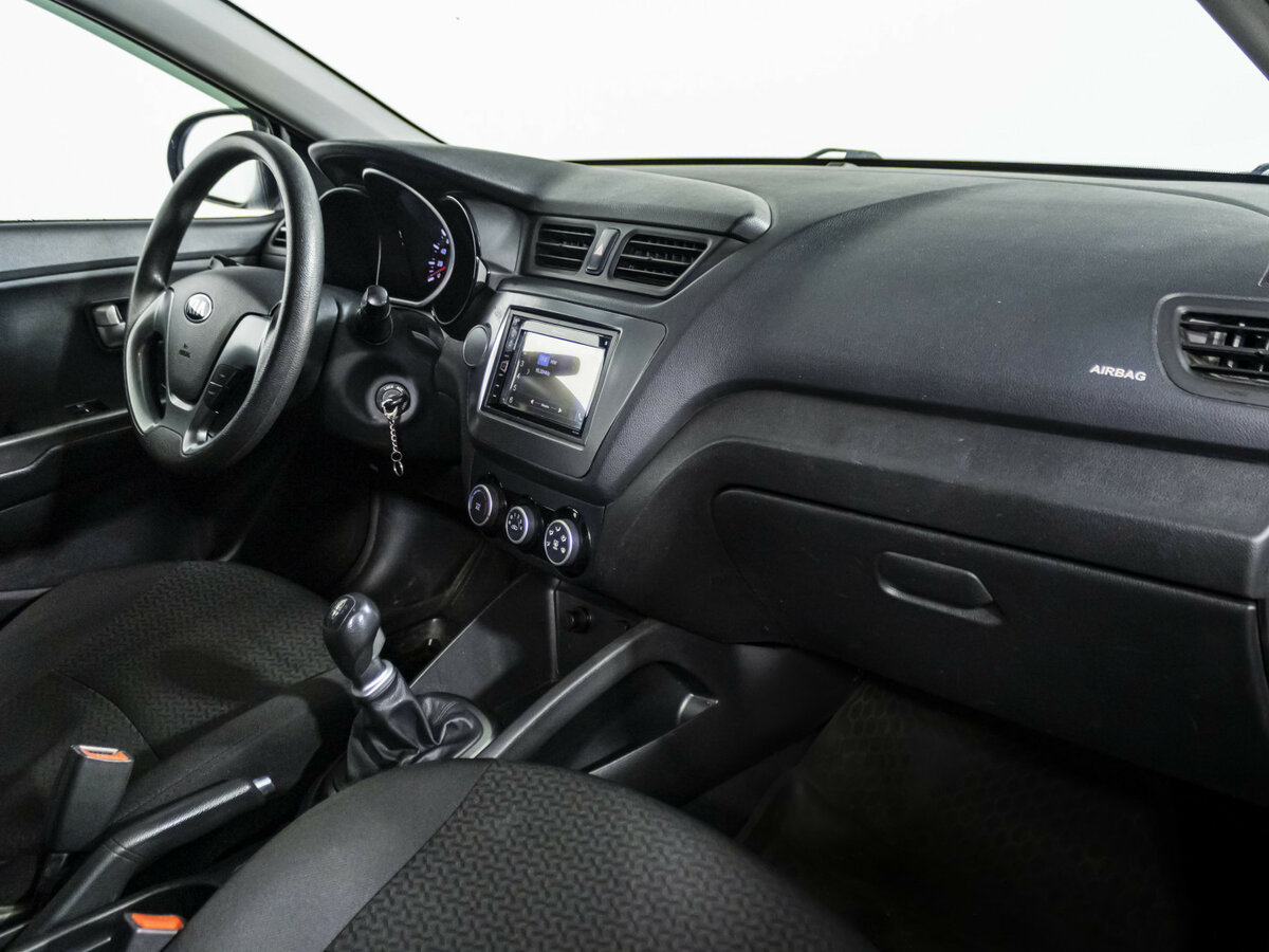 Kia Rio III Рестайлинг, 2016 Фото №9