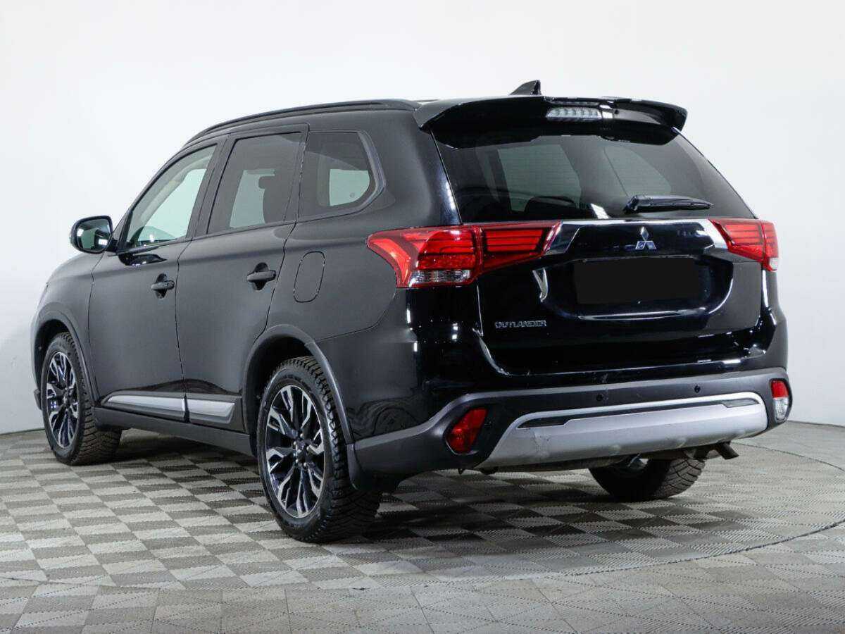 Mitsubishi Outlander, 2021 Фото №7