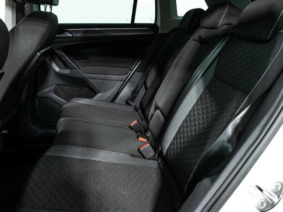 Volkswagen Tiguan, 2018 Фото №10