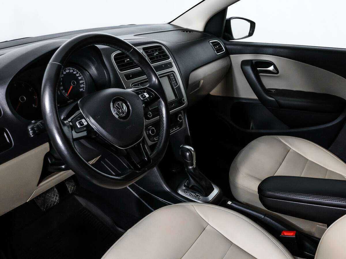 Volkswagen Polo, 2018 Фото №7