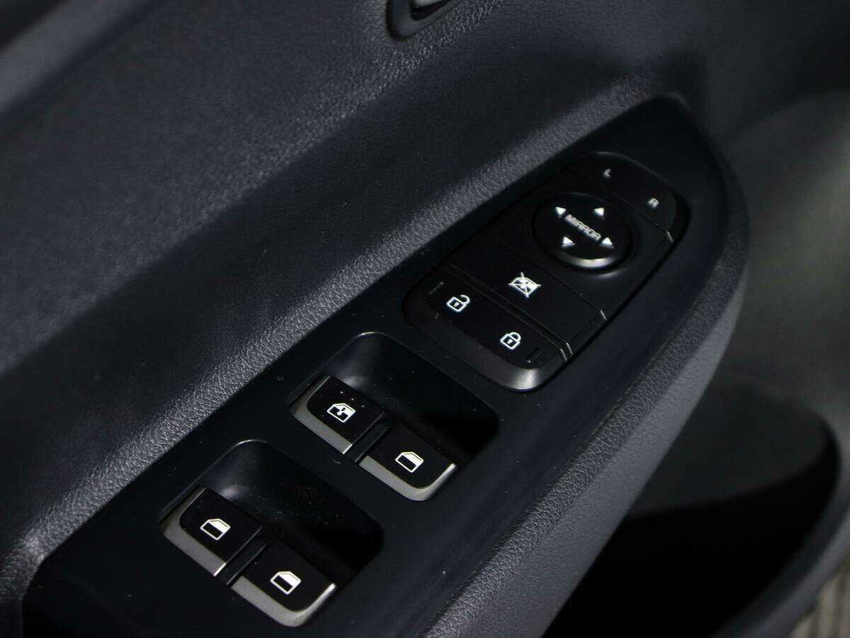 Kia Rio X-Line, 2018 Фото №15