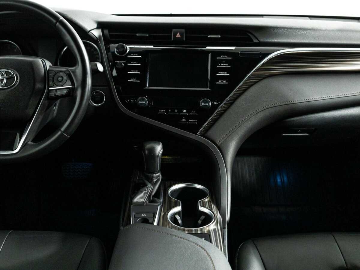 Toyota Camry, 2019 Фото №14