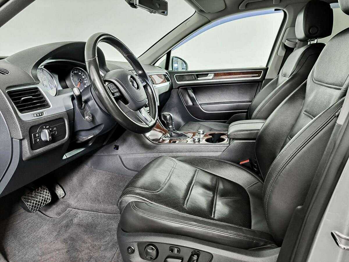 Volkswagen Touareg, 2012 Фото №14