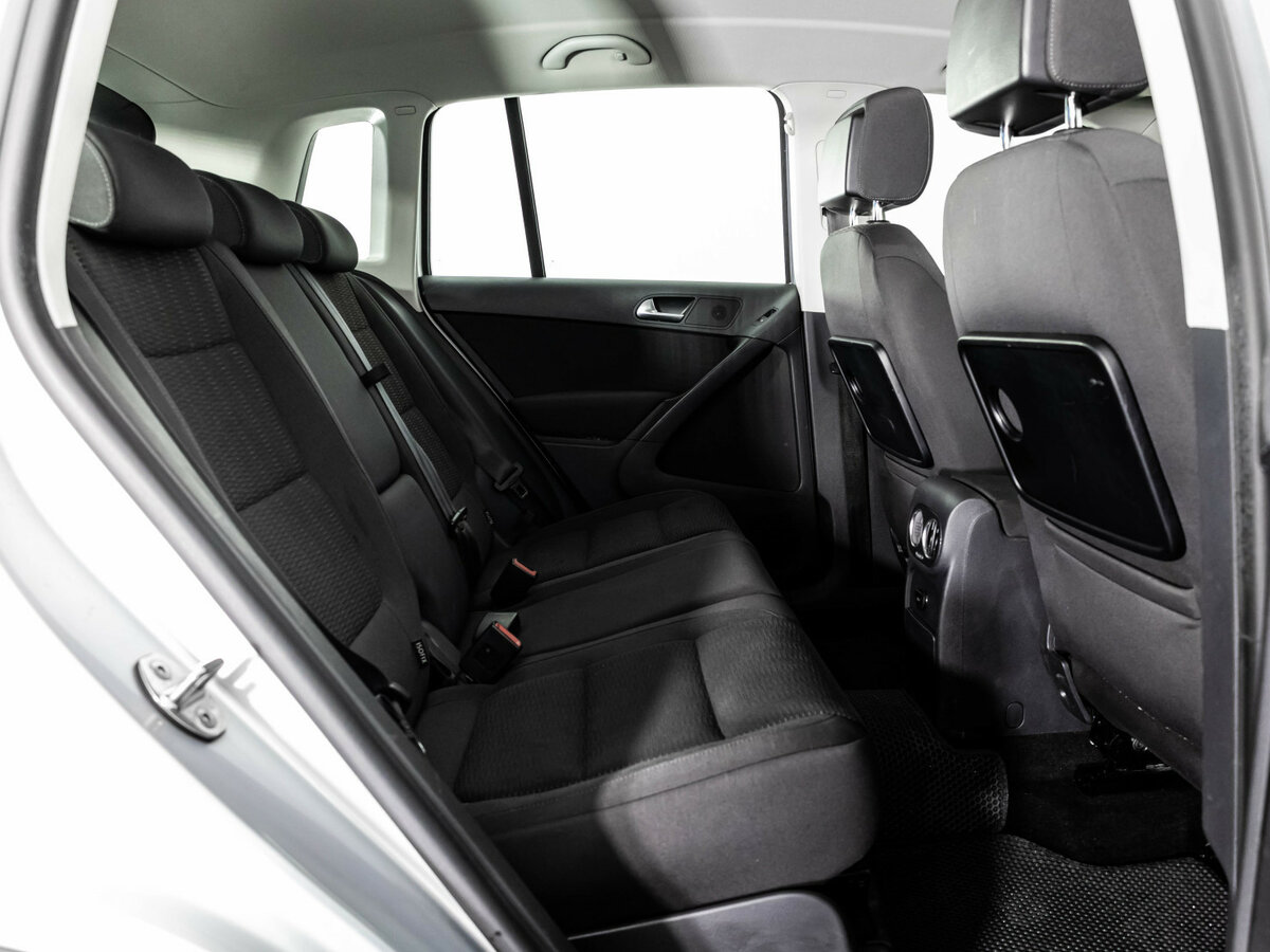 Volkswagen Tiguan I Рестайлинг, 2014 Фото №13