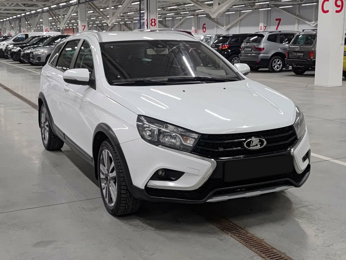 Lada (ВАЗ) Vesta SW I, 2018 Фото №3