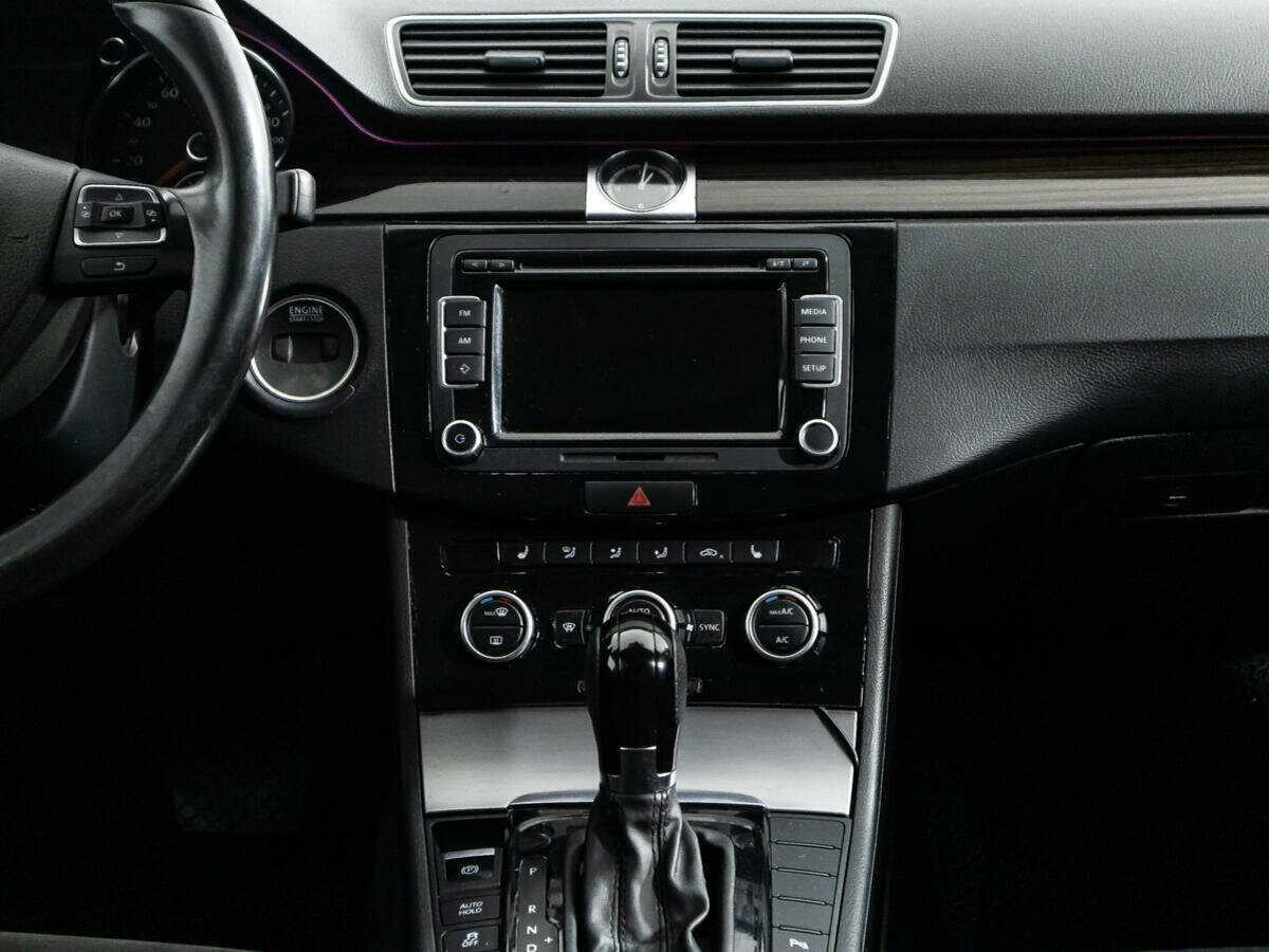 Volkswagen Passat CC, 2013 Фото №14
