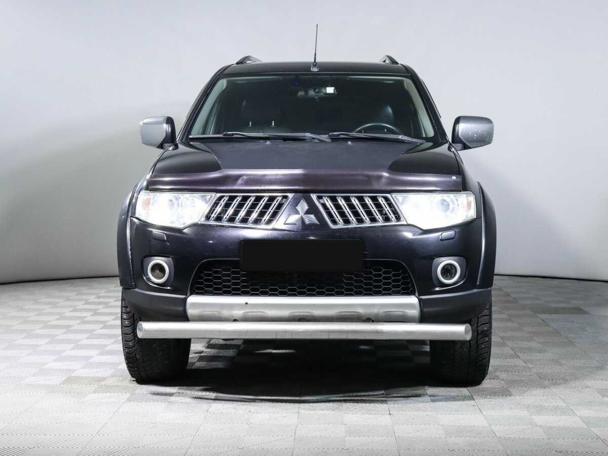 Mitsubishi Pajero Sport, 2012 Фото №2