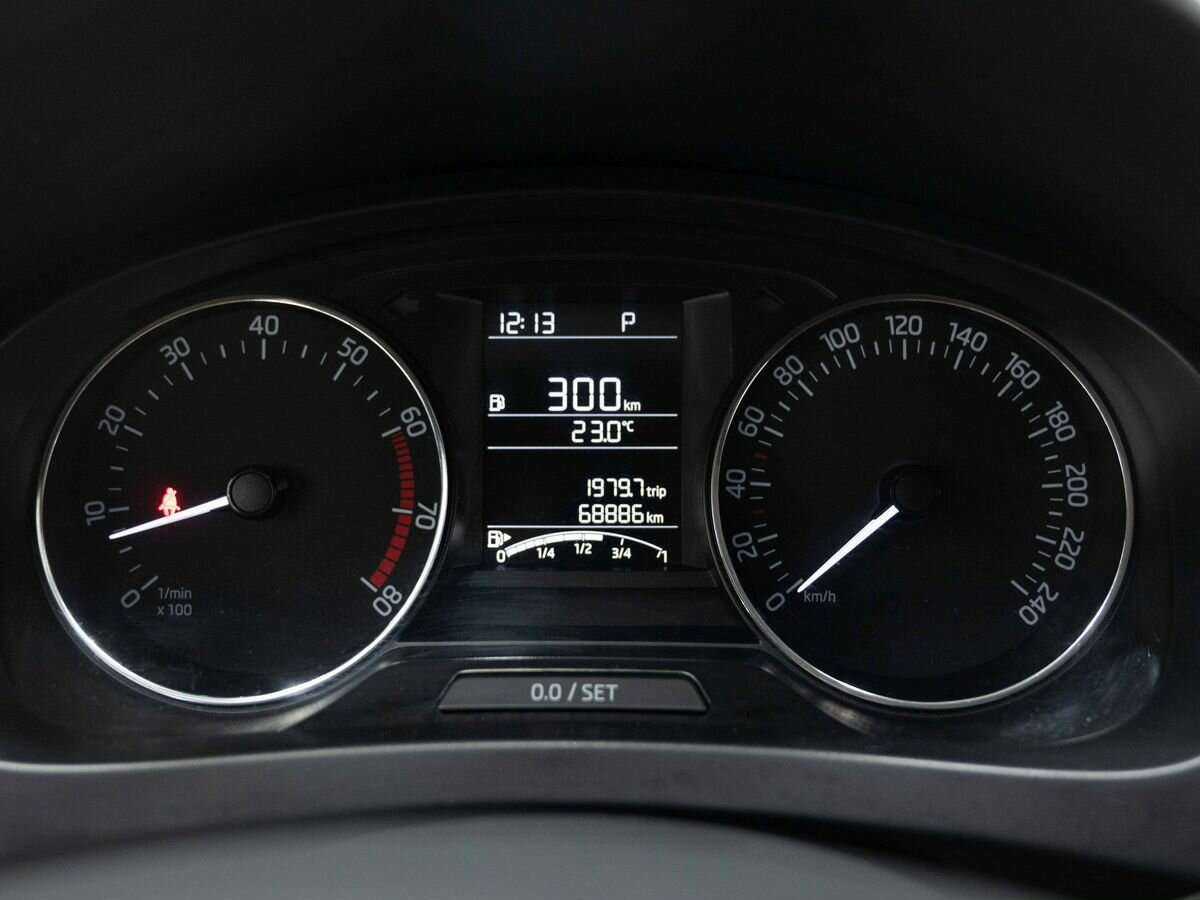 Skoda Rapid, 2017 Фото №17