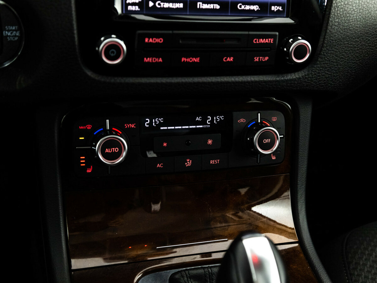 Volkswagen Touareg II, 2012 Фото №12