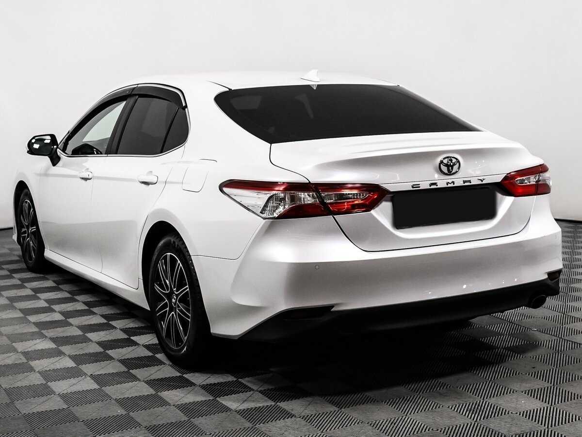 Toyota Camry, 2018 Фото №7