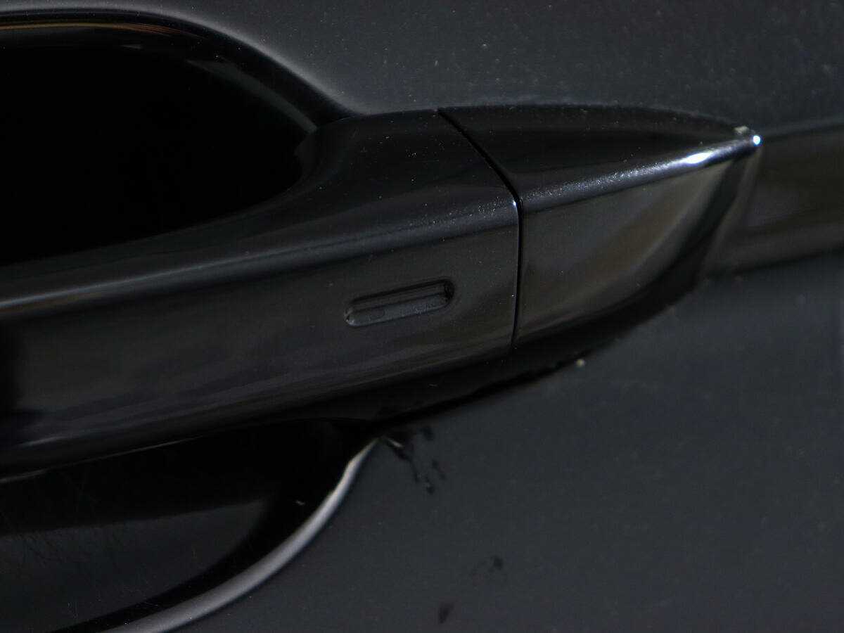 Volkswagen Tiguan, 2018 Фото №17