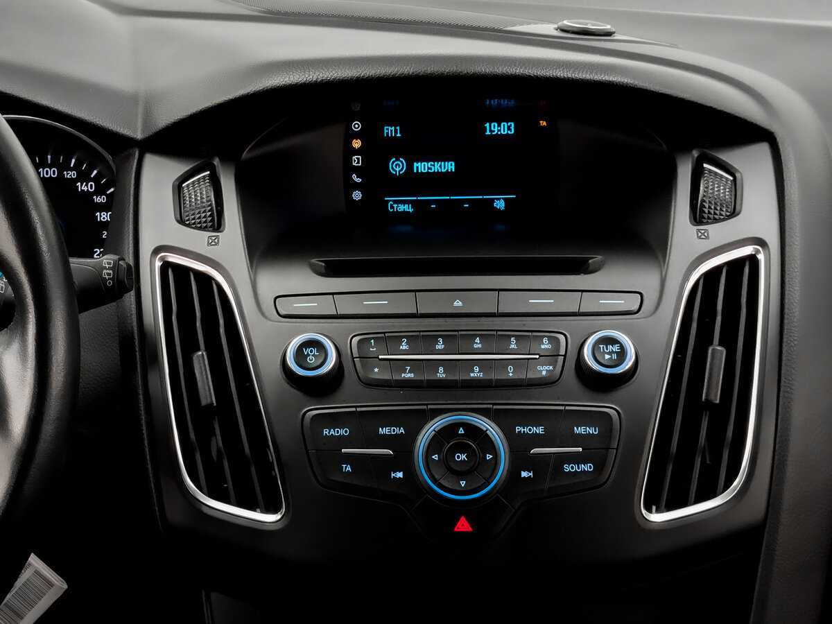 Ford Focus, 2017 Фото №15