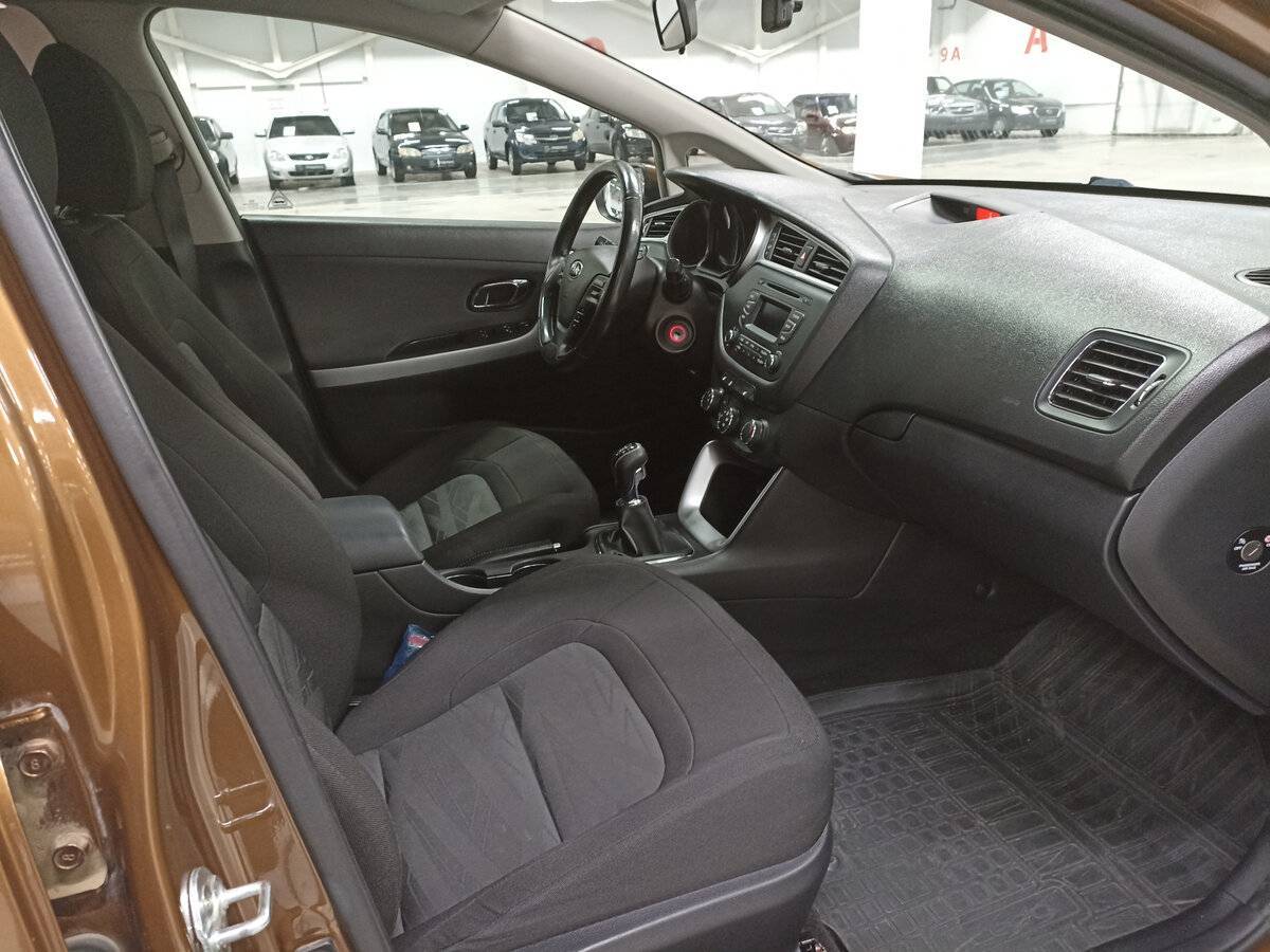 Kia Ceed, 2016 Фото №11
