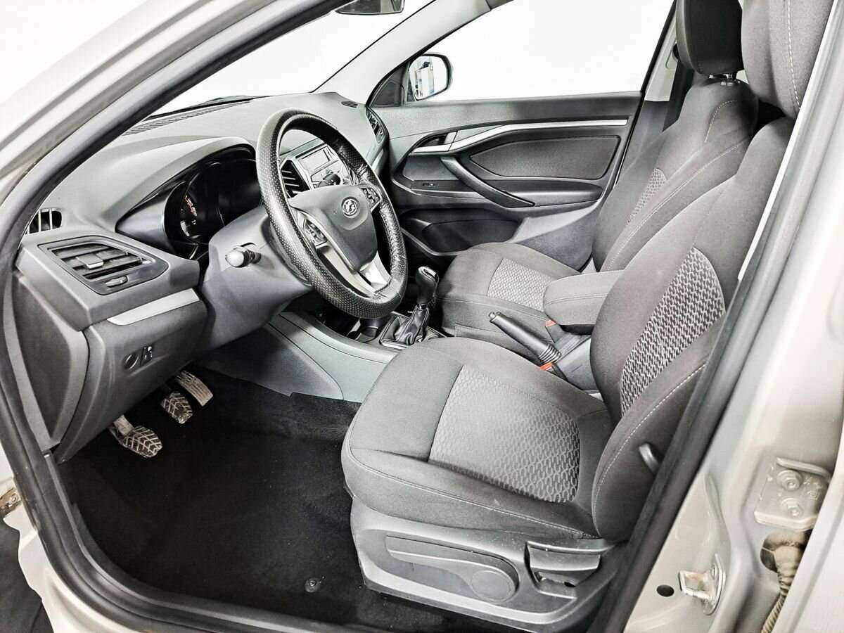 Lada (ВАЗ) Vesta SW, 2019 Фото №11