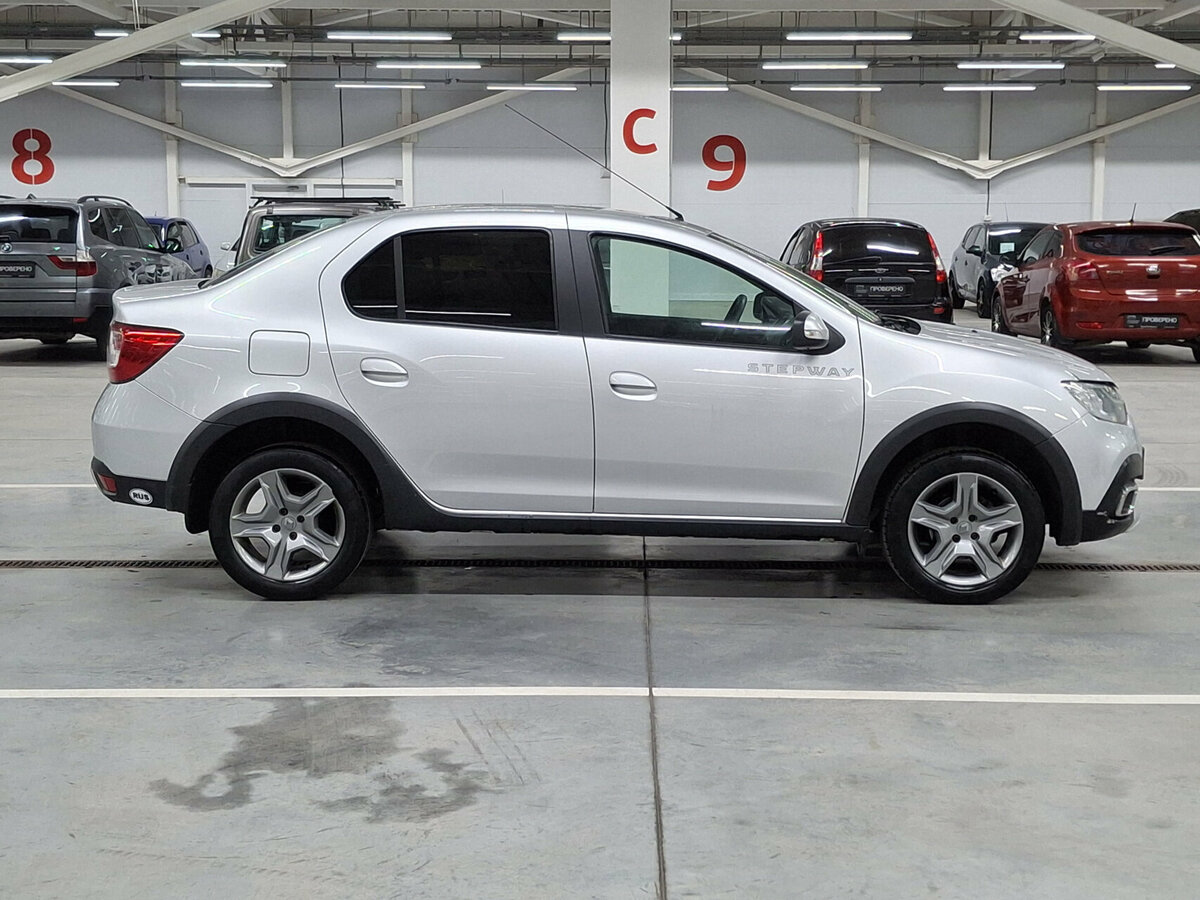 Renault Logan Stepway II Рестайлинг, 2020 Фото №4