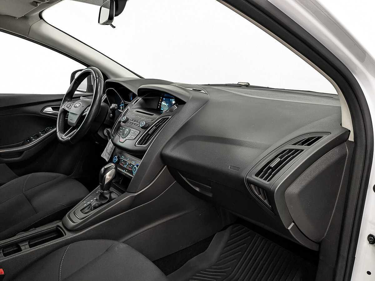 Ford Focus, 2018 Фото №13