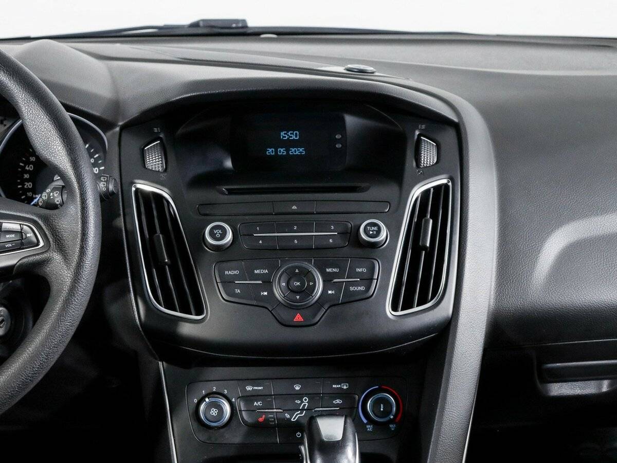 Ford Focus, 2018 Фото №13