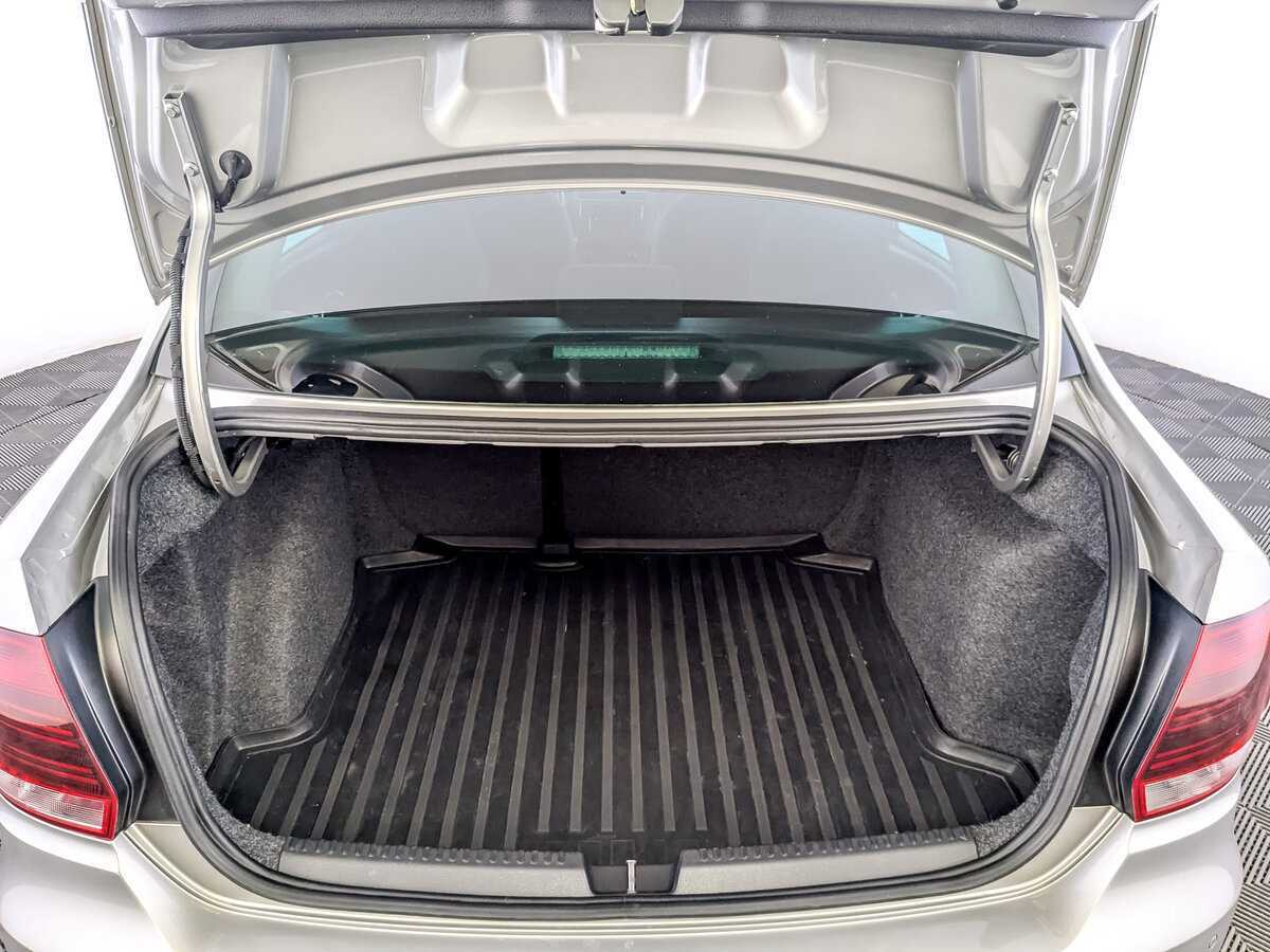 Volkswagen Polo, 2019 Фото №10