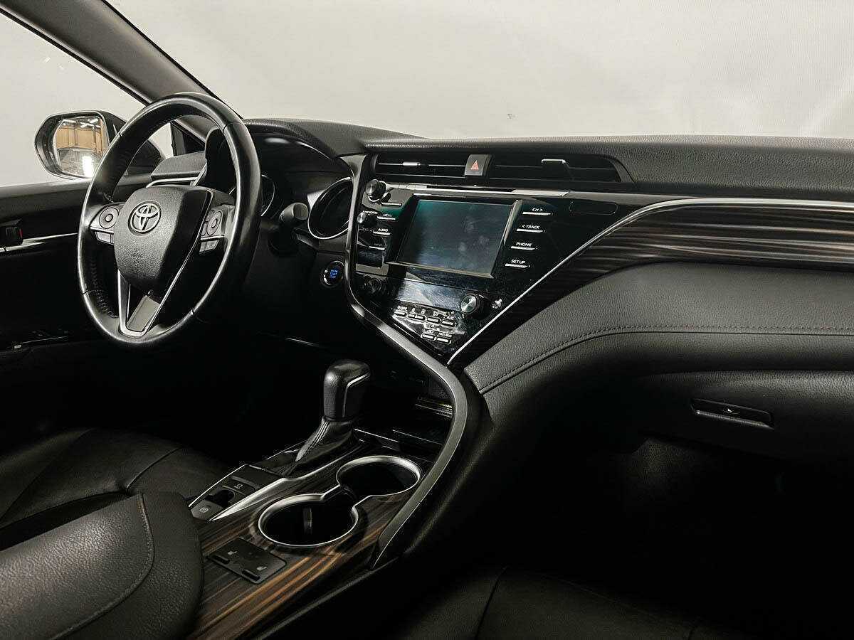 Toyota Camry, 2018 Фото №9