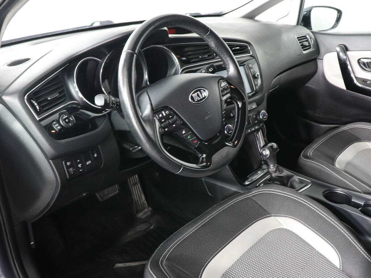 Kia Ceed, 2018 Фото №9